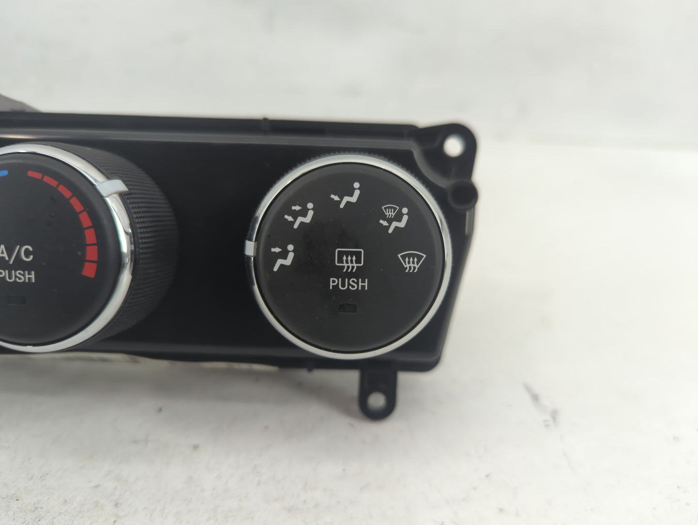 2011-2017 Jeep Patriot Climate Control Module Temperature AC/Heater Replacement P/N:55111278AD Fits OEM Used Auto Parts - Oe