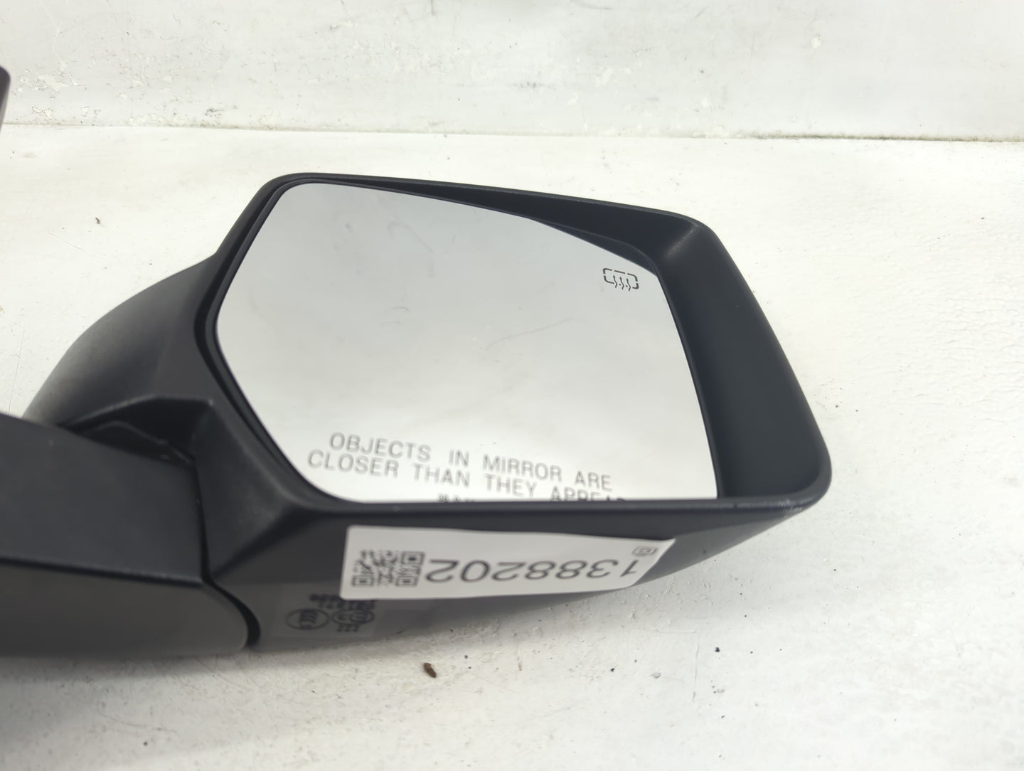 2007-2017 Jeep Patriot Driver Side View Mirror - Left Door Mirror OEM Used - Oemusedautoparts1.com