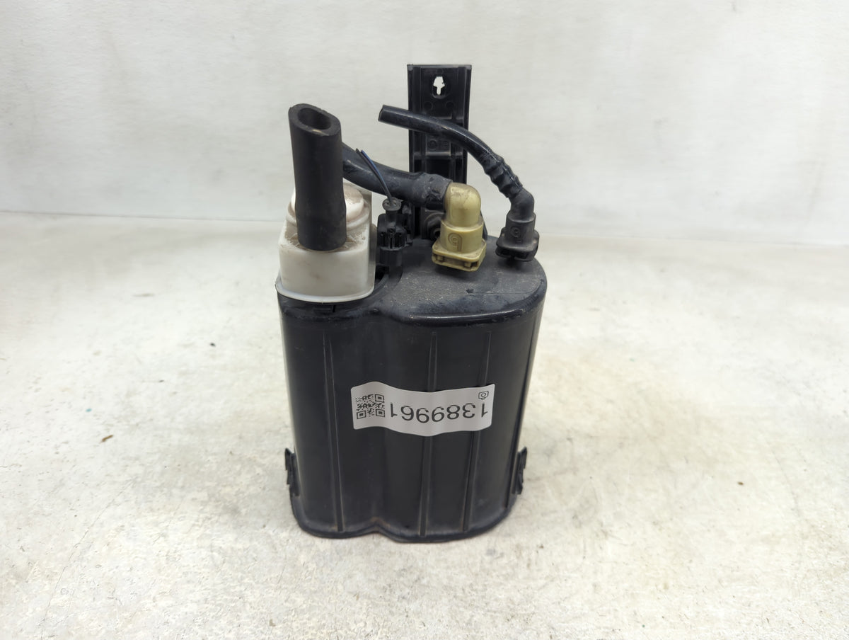 2012 Jeep Patriot Fuel Vapor Charcoal Canister - Oemusedautoparts1.com