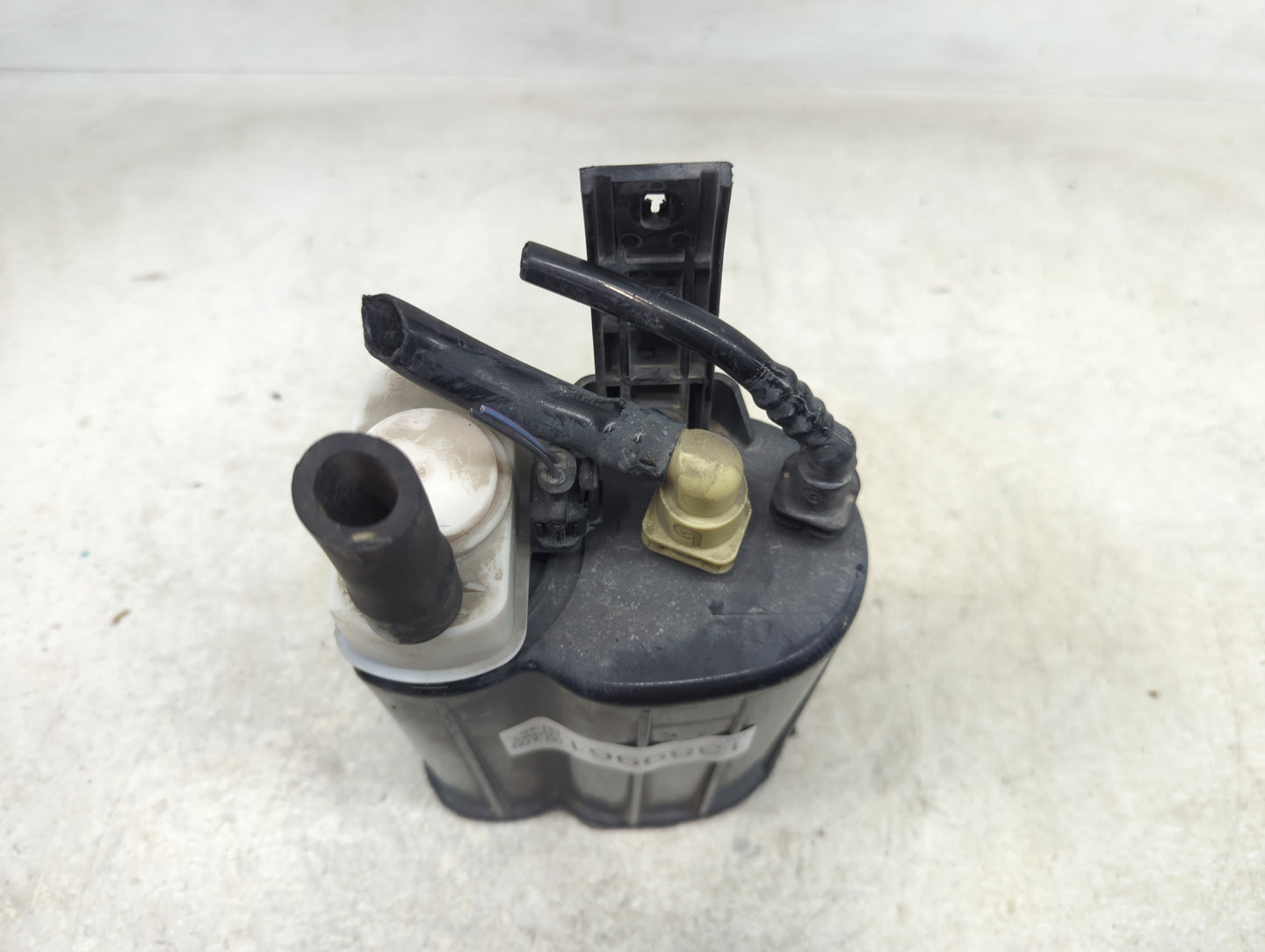 2012 Jeep Patriot Fuel Vapor Charcoal Canister - Oemusedautoparts1.com