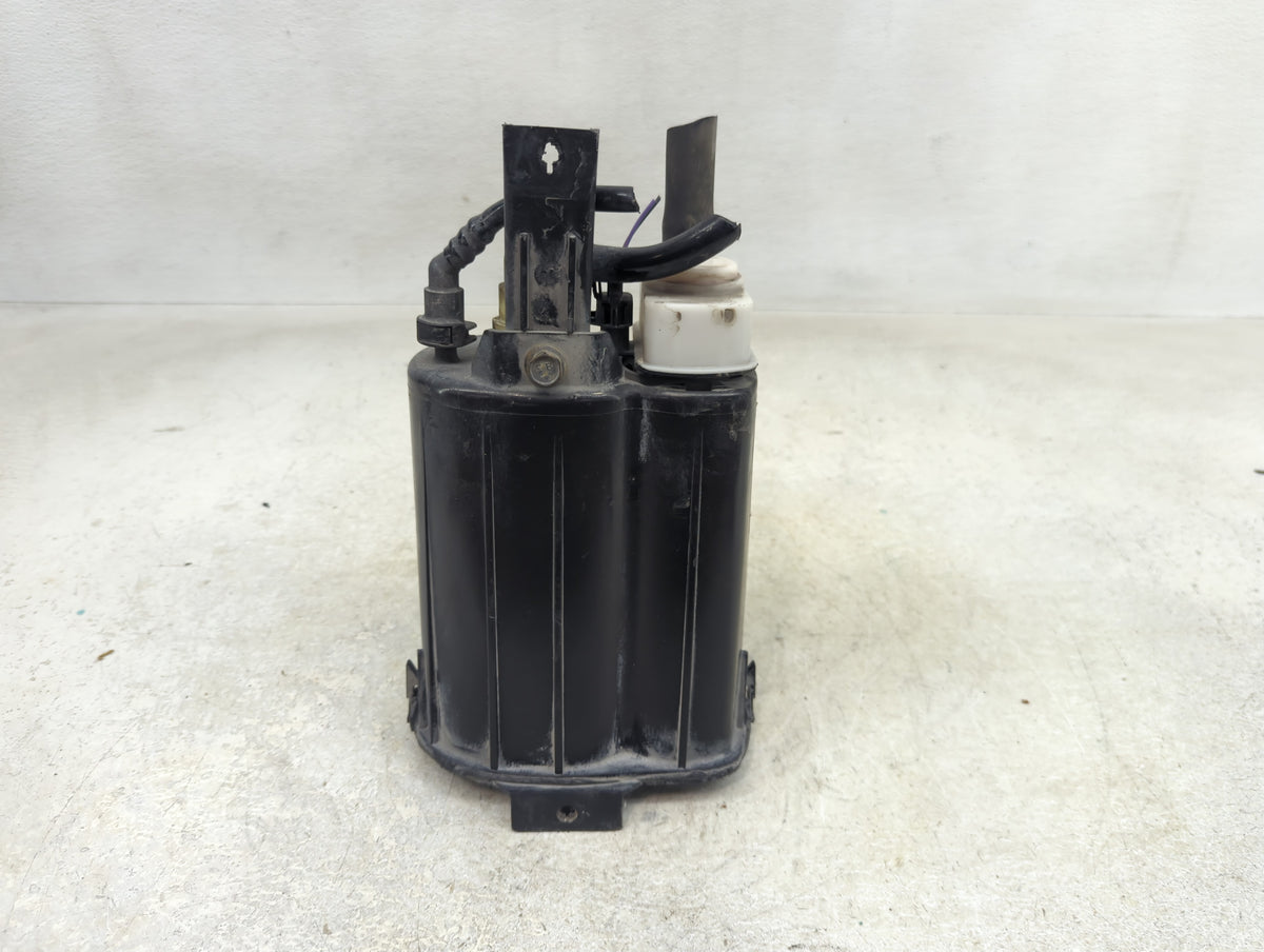 2012 Jeep Patriot Fuel Vapor Charcoal Canister - Oemusedautoparts1.com