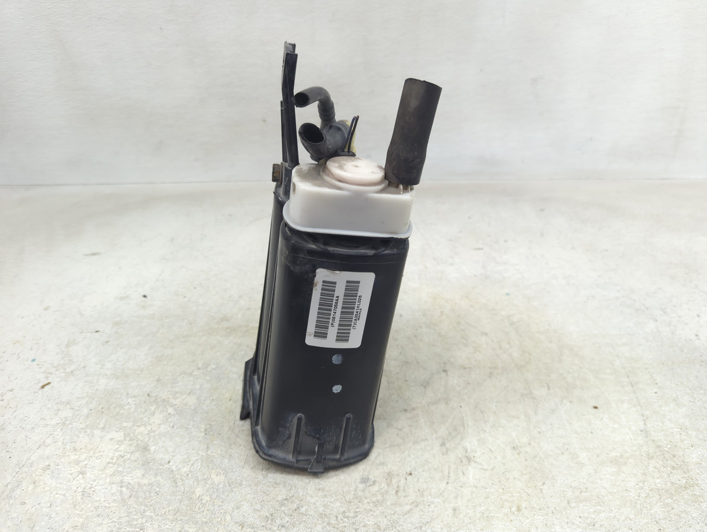 2012 Jeep Patriot Fuel Vapor Charcoal Canister - Oemusedautoparts1.com