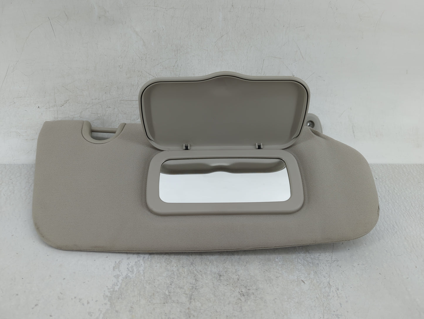 2010-2017 Jeep Patriot Sun Visor Shade Replacement Passenger Right Mirror Fits Fits 2010 2011 2012 2013 2014 2015 2016 2017 