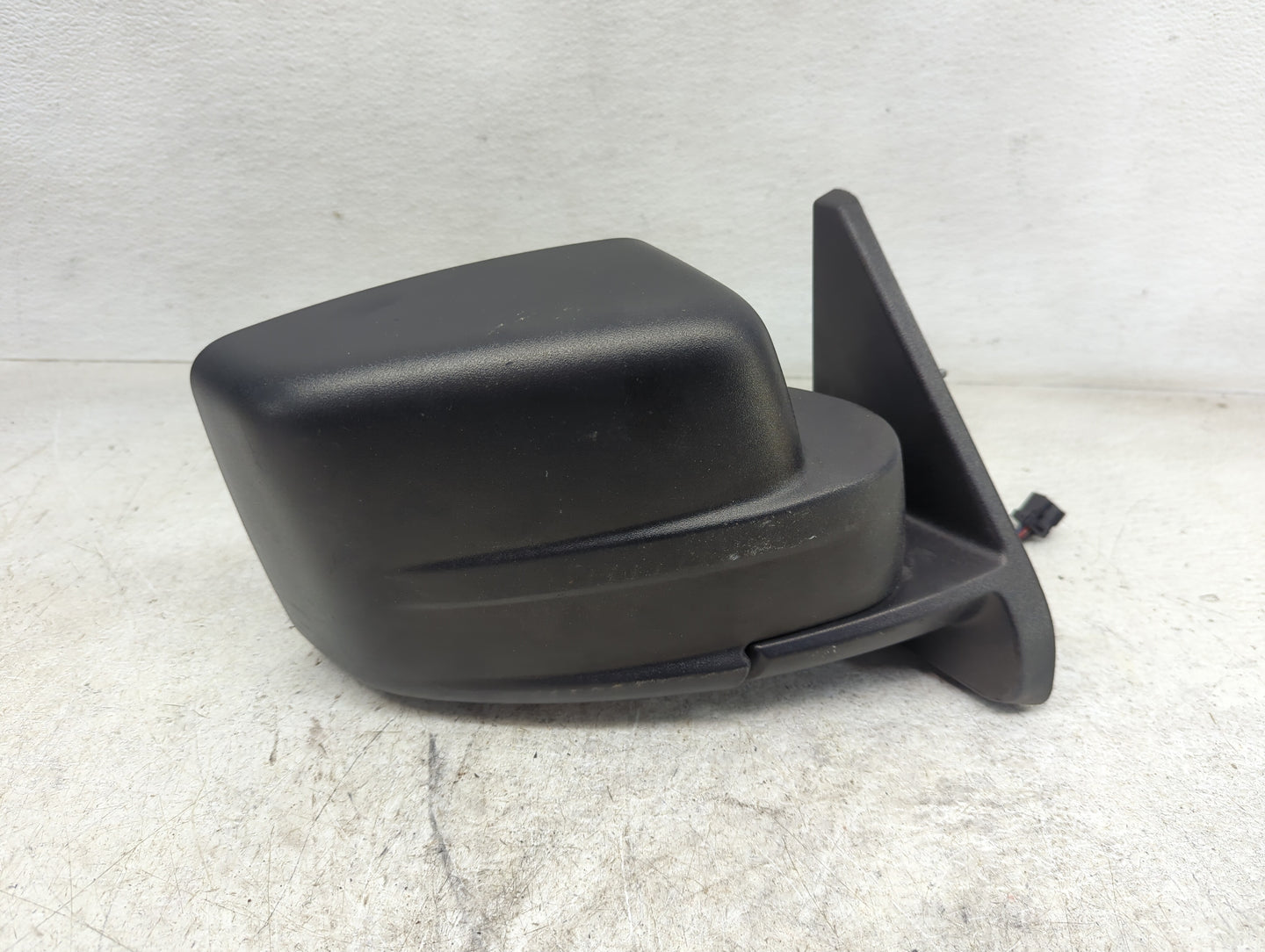 2007-2012 Jeep Patriot Passenger Side View Mirror - Right Door Mirror OEM Used - Oemusedautoparts1.com