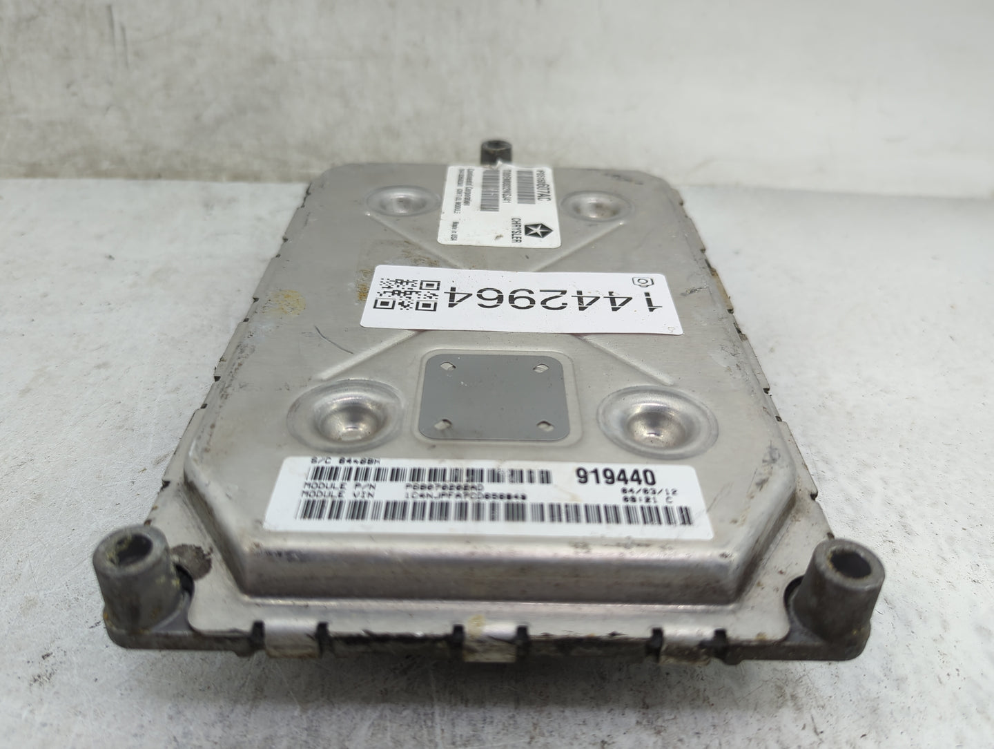 2012 Jeep Patriot PCM Engine Control Computer ECU ECM PCU OEM P/N:P05150607AC T00EM0802WGJ41, P68070228AD Fits OEM Used Auto