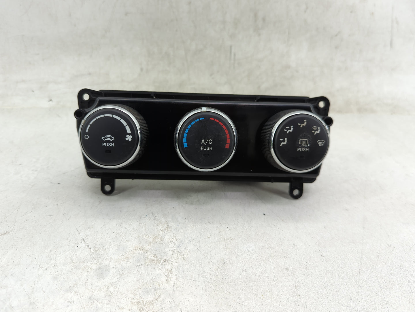 2011-2017 Jeep Patriot Climate Control Module Temperature AC/Heater Replacement P/N:P55111278AD Fits OEM Used Auto Parts - O