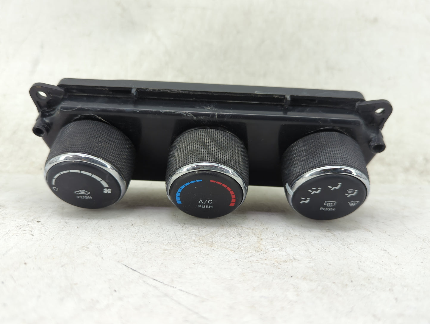 2011-2017 Jeep Patriot Climate Control Module Temperature AC/Heater Replacement P/N:P55111278AD Fits OEM Used Auto Parts - O