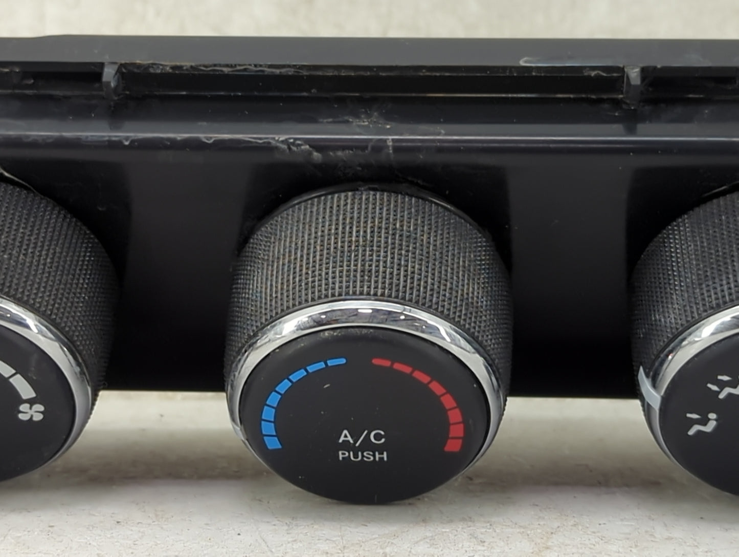 2011-2017 Jeep Patriot Climate Control Module Temperature AC/Heater Replacement P/N:P55111278AD Fits OEM Used Auto Parts - O