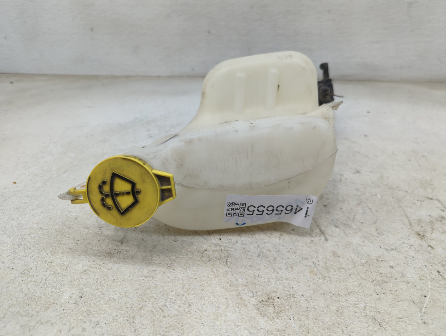 2007-2017 Jeep Patriot Windshield Washer Fluid Reservoir Bottle Oem 1465655 - Oemusedautoparts1.com