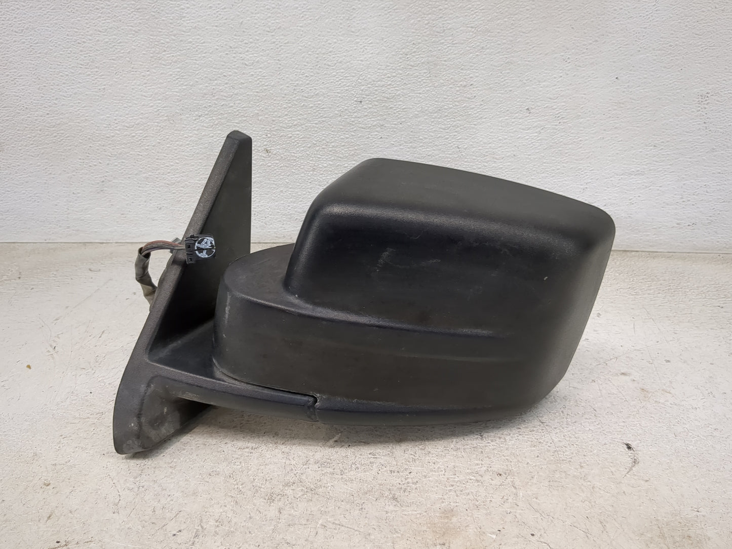 2007-2012 Jeep Patriot Driver Side View Mirror - Left Door Mirror OEM Used - Oemusedautoparts1.com