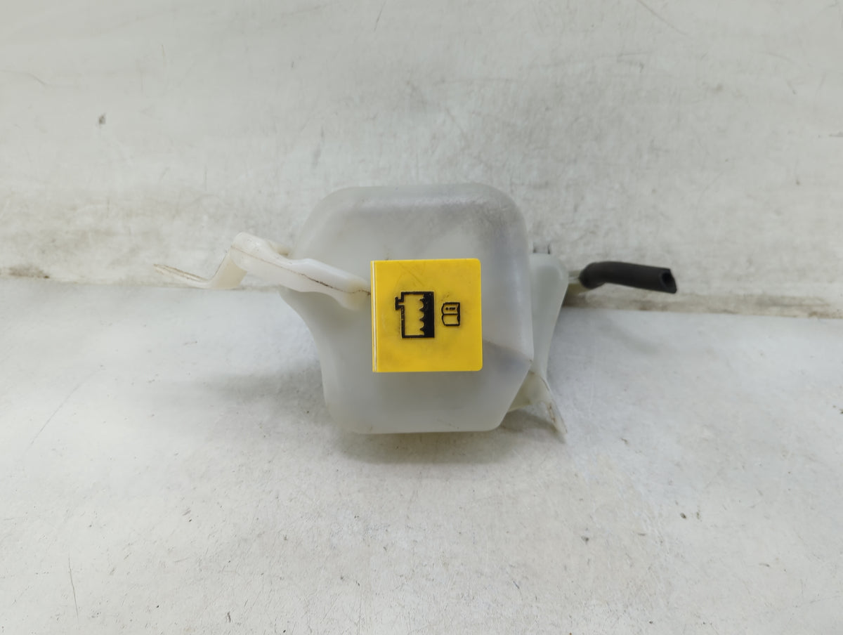 2008-2017 Jeep Patriot Radiator Coolant Overflow Expansion Tank Bottle 1466984 - Oemusedautoparts1.com