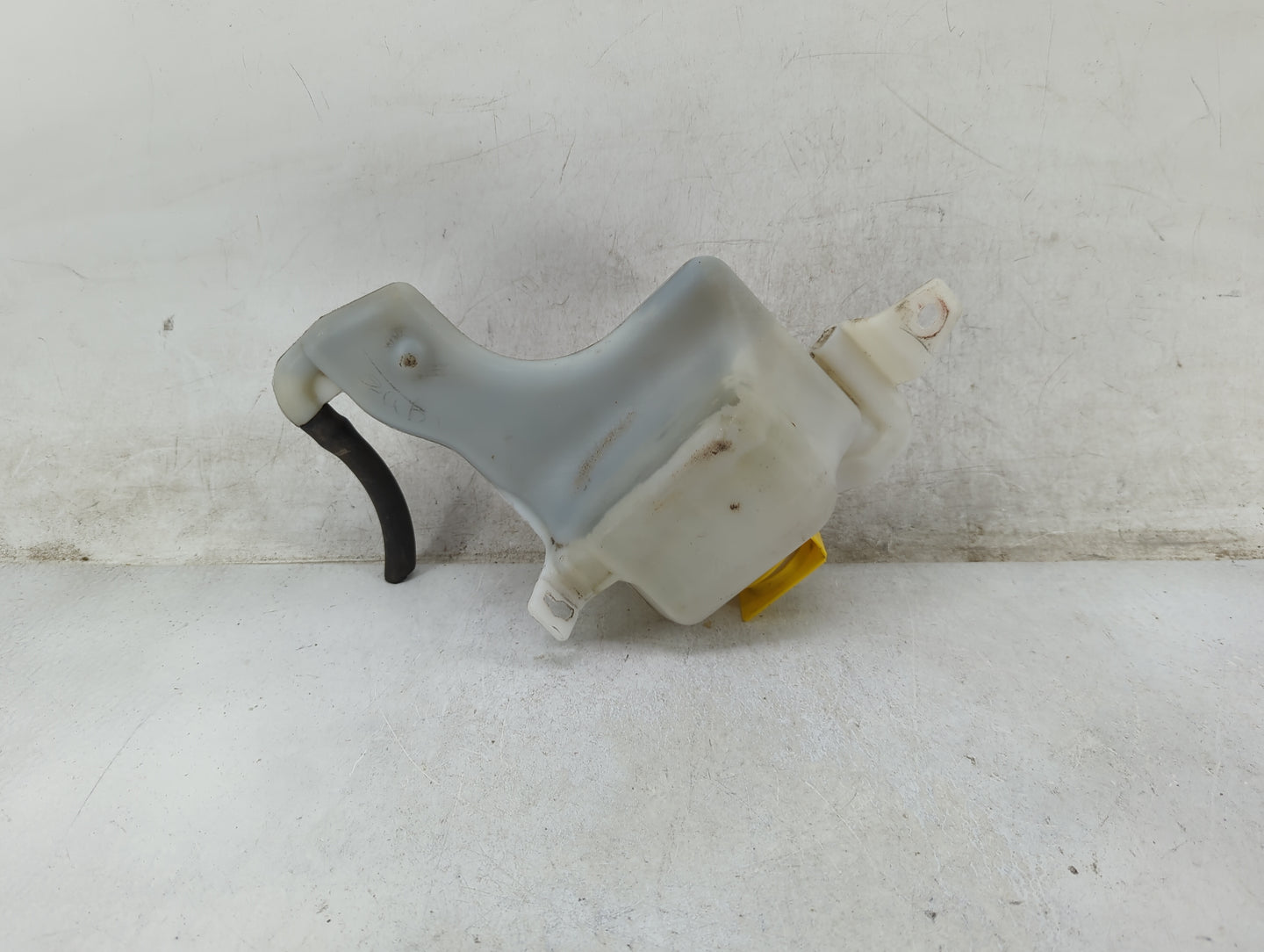 2008-2017 Jeep Patriot Radiator Coolant Overflow Expansion Tank Bottle 1466984 - Oemusedautoparts1.com