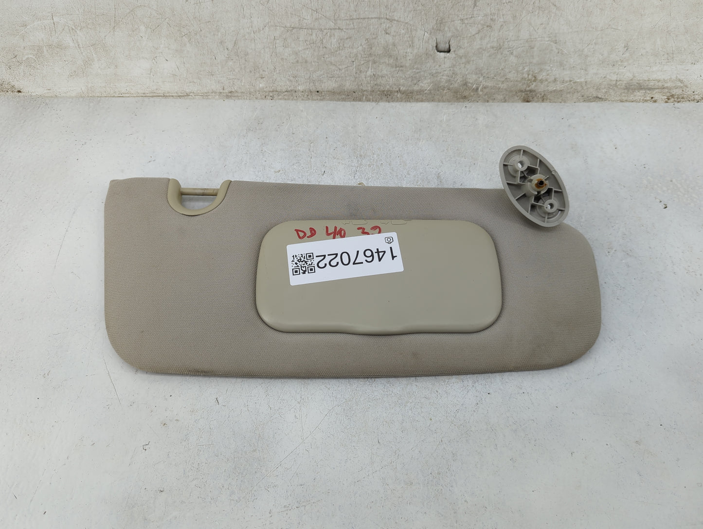 2012 Jeep Patriot Sun Visor Shade Replacement Passenger Right Mirror Fits OEM Used Auto Parts - Oemusedautoparts1.com
