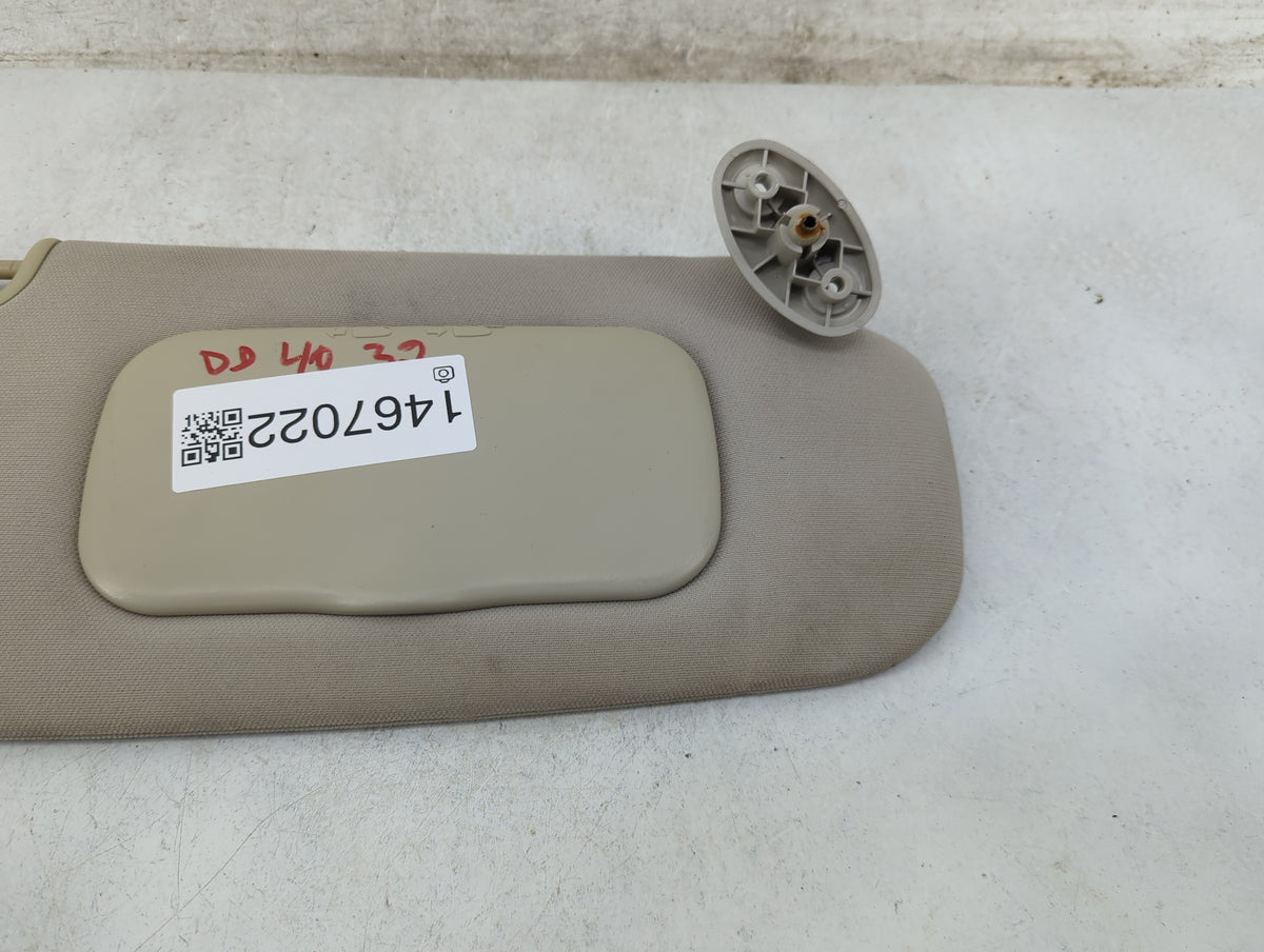 2012 Jeep Patriot Sun Visor Shade Replacement Passenger Right Mirror Fits OEM Used Auto Parts - Oemusedautoparts1.com