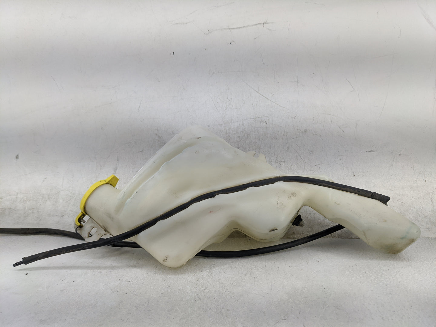 2007-2017 Jeep Patriot Windshield Washer Fluid Reservoir Bottle Oem 1467084 - Oemusedautoparts1.com