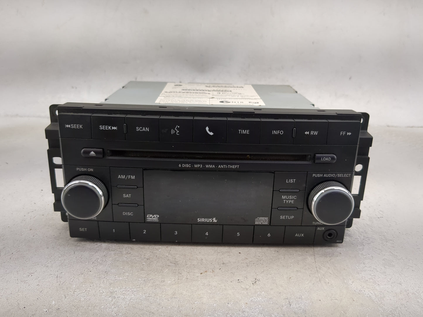 2011-2012 Jeep Patriot Radio AM FM Cd Player Receiver Replacement P/N:05064949AG Fits Fits 2011 2012 OEM Used Auto Parts - O