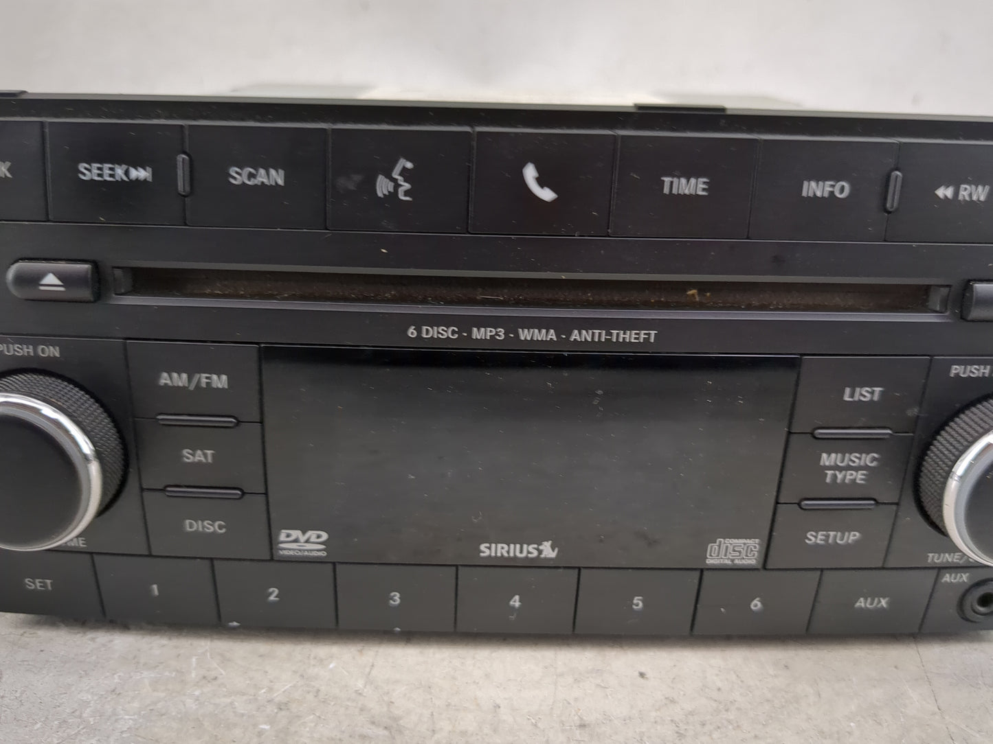 2011-2012 Jeep Patriot Radio AM FM Cd Player Receiver Replacement P/N:05064949AG Fits Fits 2011 2012 OEM Used Auto Parts - O