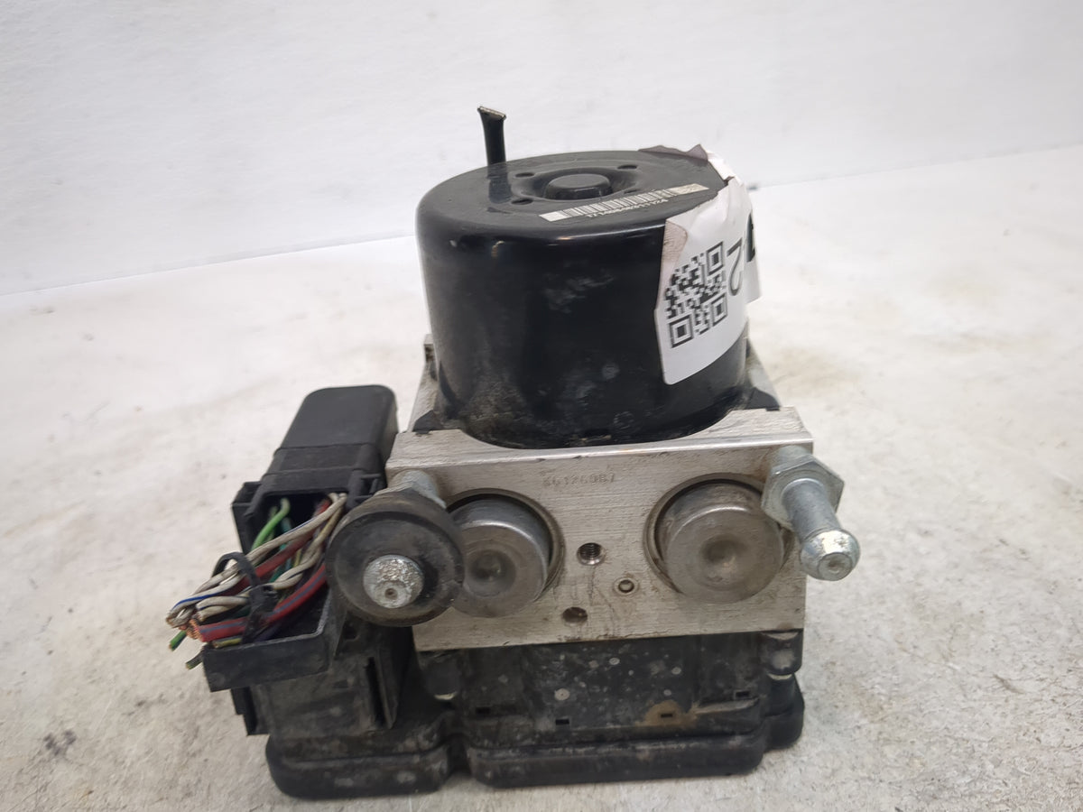 2010-2013 Jeep Patriot Anti-Lock Brake ABS Pump Module Actuator OEM P/N:P68089115AD 25092121845242181707121210 Fits OEM Used