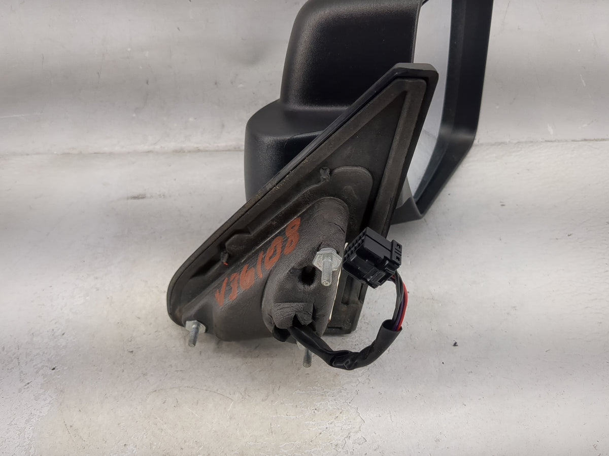 2007-2012 Jeep Patriot Passenger Side View Mirror - Right Door Mirror OEM Used - Oemusedautoparts1.com