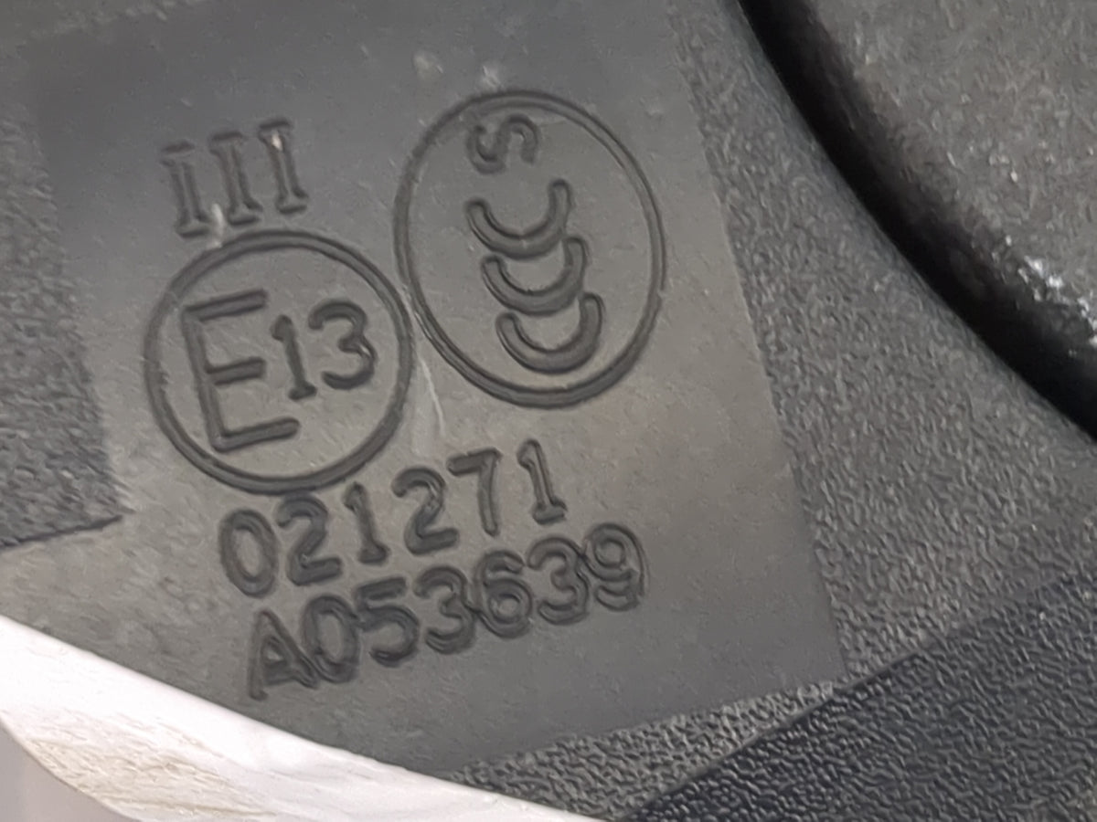 2007-2012 Jeep Patriot Passenger Side View Mirror - Right Door Mirror OEM Used - Oemusedautoparts1.com