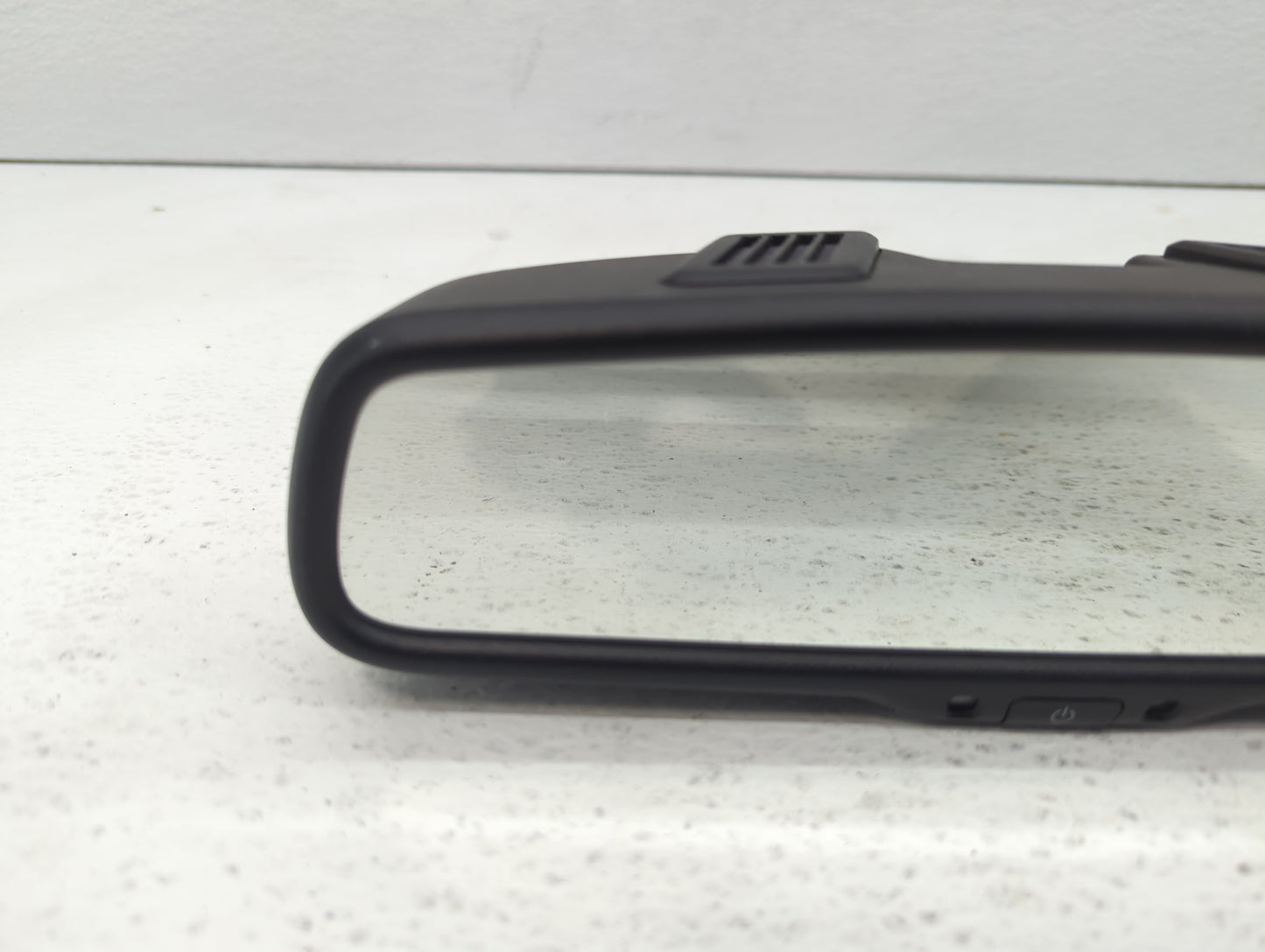 2012 Jeep Patriot Interior Rear View Mirror Replacement OEM P/N:E11026130 Fits OEM Used Auto Parts - Oemusedautoparts1.com