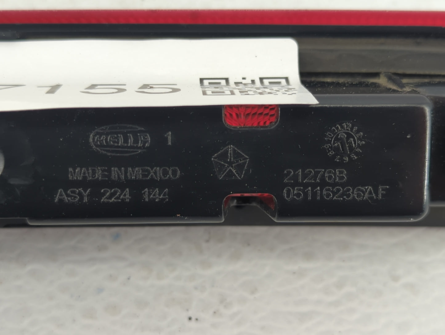 2012 Jeep Patriot Third Brake Light Tail Light P/N:05116236AF Fits OEM Used Auto Parts - Oemusedautoparts1.com