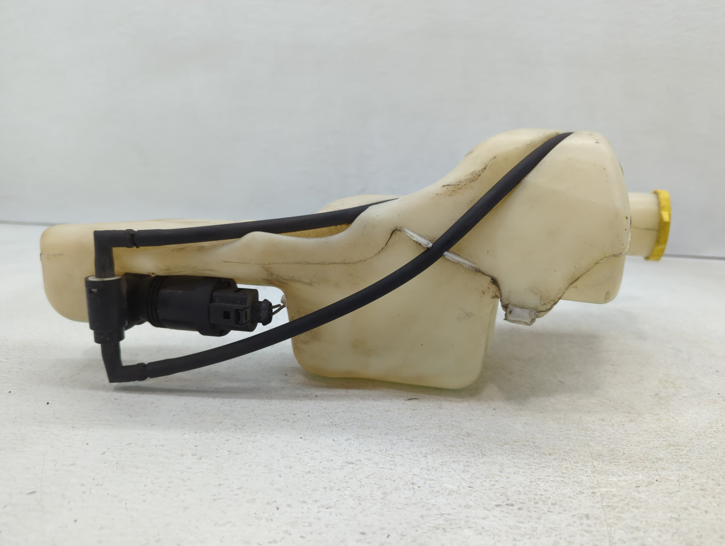 2007-2017 Jeep Patriot Windshield Washer Fluid Reservoir Bottle Oem 576242 - Oemusedautoparts1.com