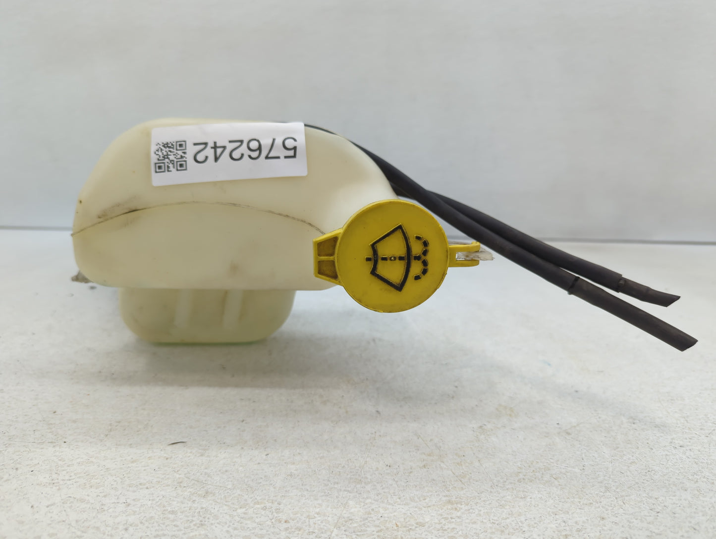 2007-2017 Jeep Patriot Windshield Washer Fluid Reservoir Bottle Oem 576242 - Oemusedautoparts1.com