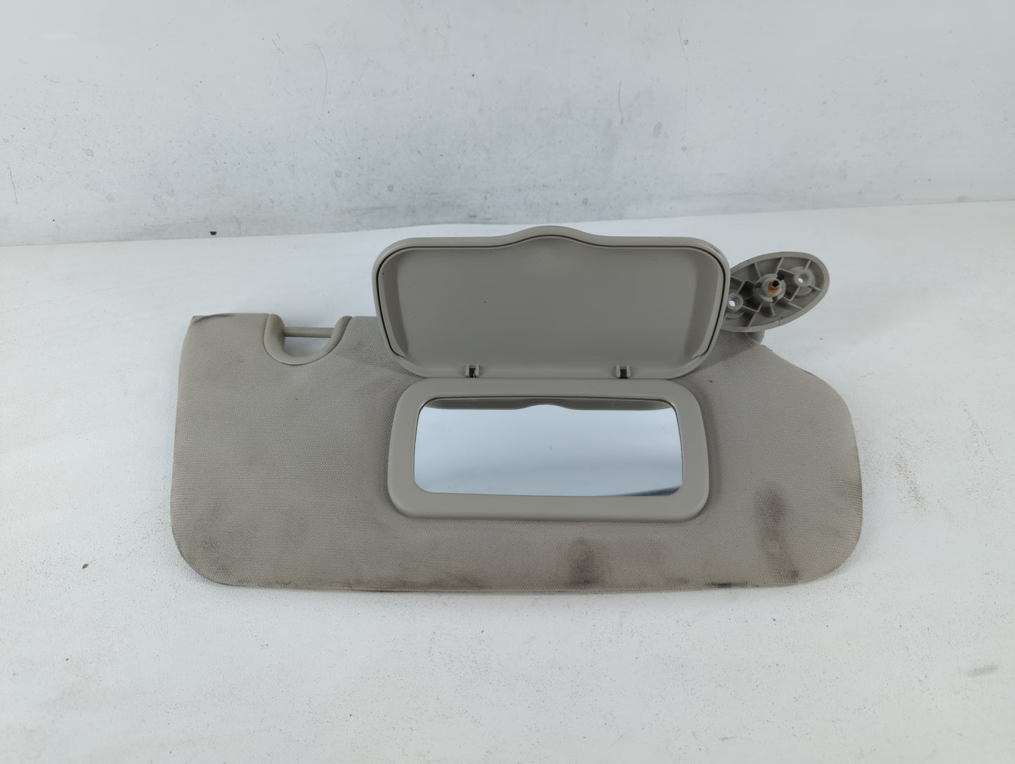 2010-2017 Jeep Patriot Sun Visor Shade Replacement Passenger Right Mirror Fits Fits 2010 2011 2012 2013 2014 2015 2016 2017 