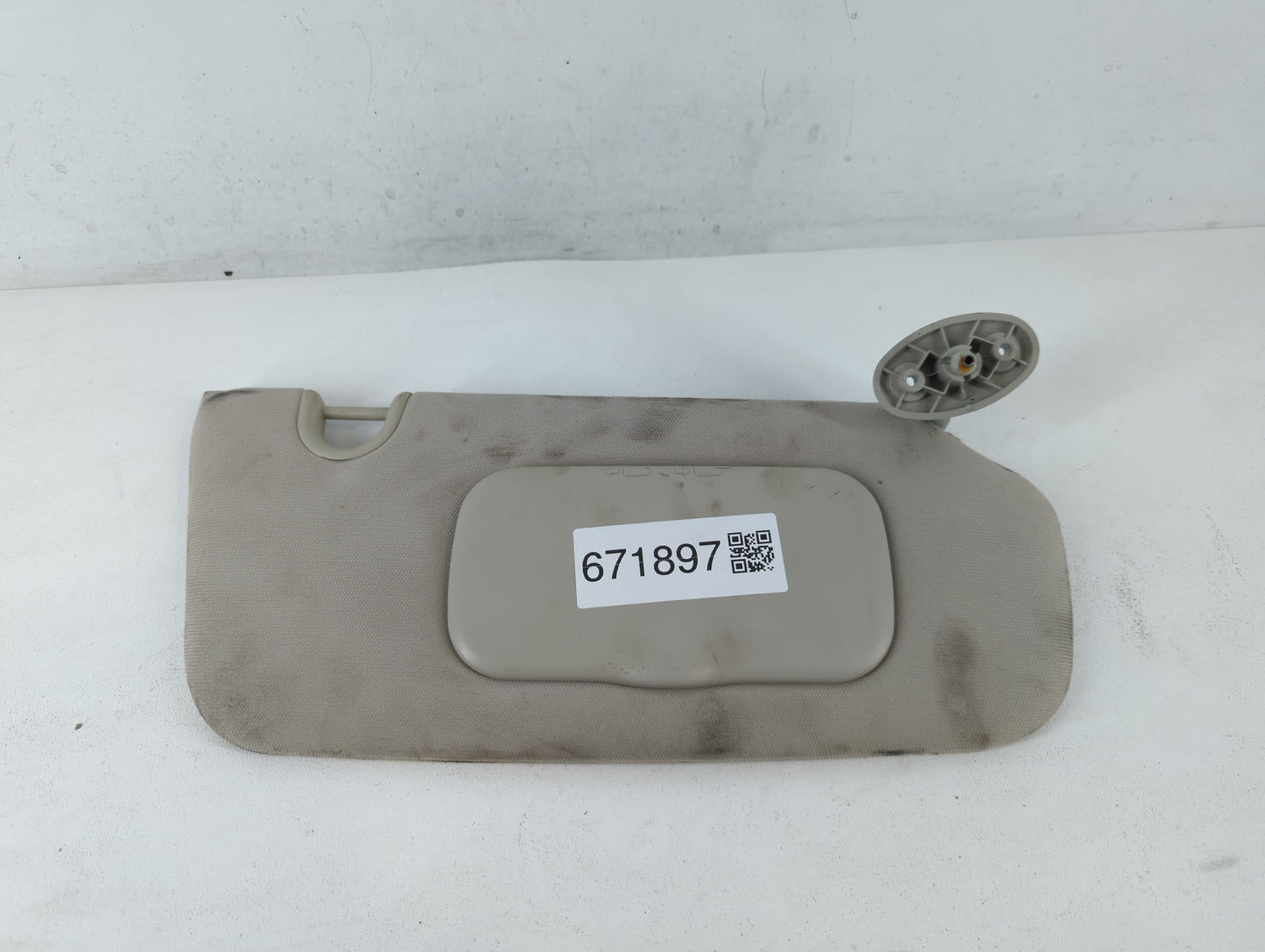 2010-2017 Jeep Patriot Sun Visor Shade Replacement Passenger Right Mirror Fits Fits 2010 2011 2012 2013 2014 2015 2016 2017 