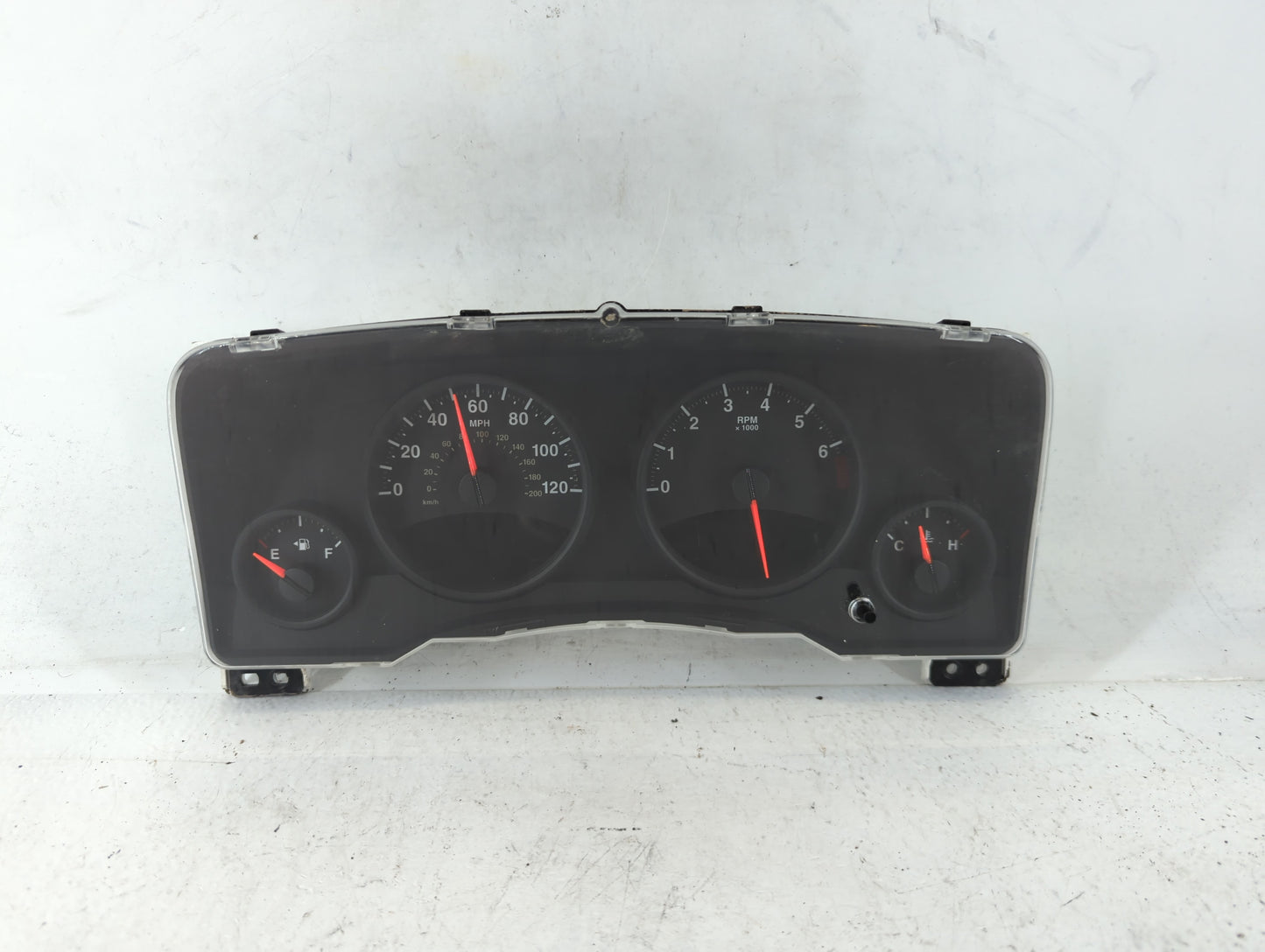 2011-2012 Jeep Patriot Instrument Cluster Speedometer Gauges P/N:68080402AE Fits Fits 2011 2012 OEM Used Auto Parts - Oemuse