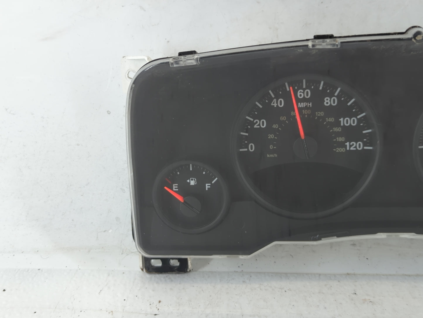 2011-2012 Jeep Patriot Instrument Cluster Speedometer Gauges P/N:68080402AE Fits Fits 2011 2012 OEM Used Auto Parts - Oemuse