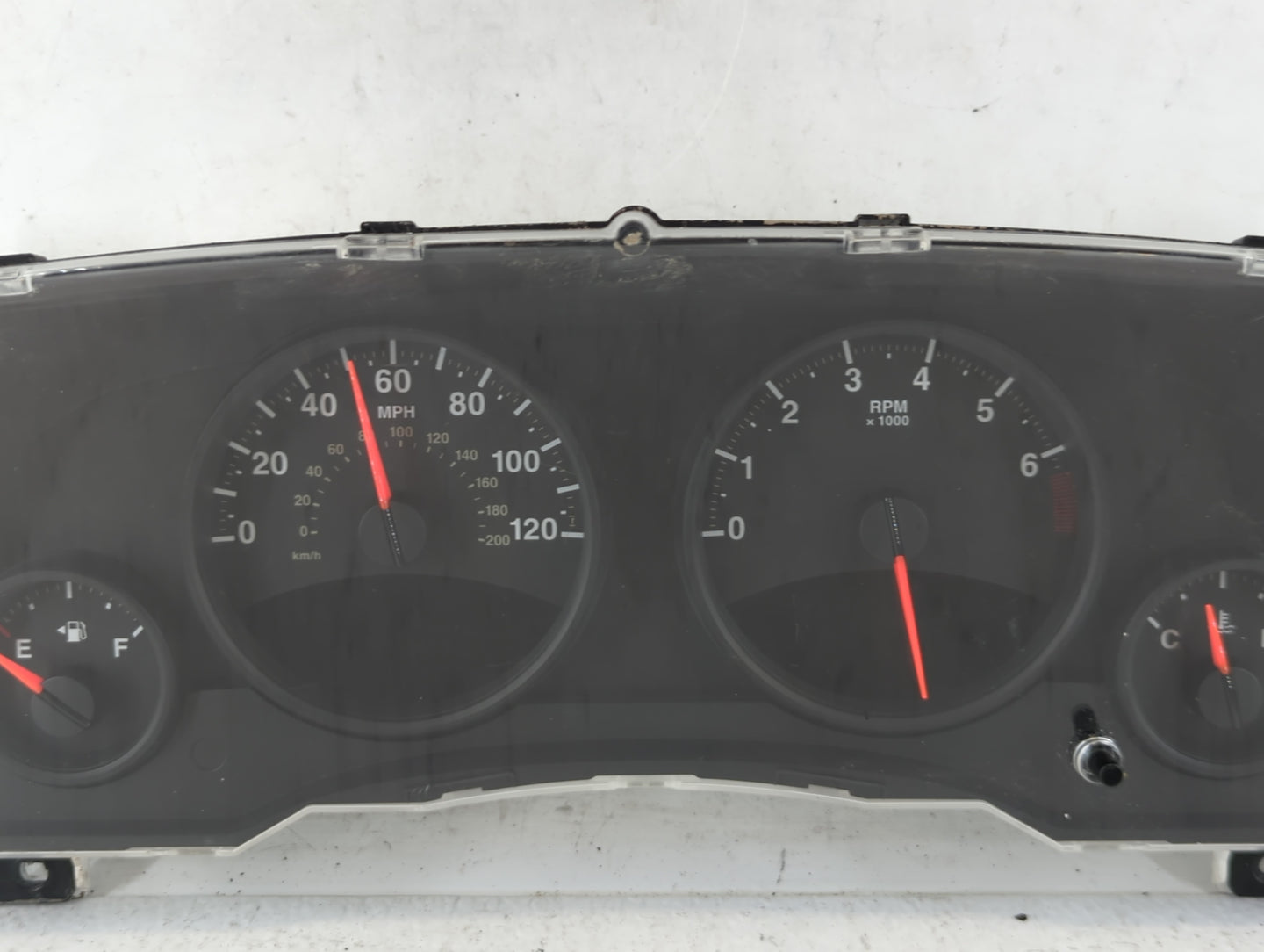 2011-2012 Jeep Patriot Instrument Cluster Speedometer Gauges P/N:68080402AE Fits Fits 2011 2012 OEM Used Auto Parts - Oemuse