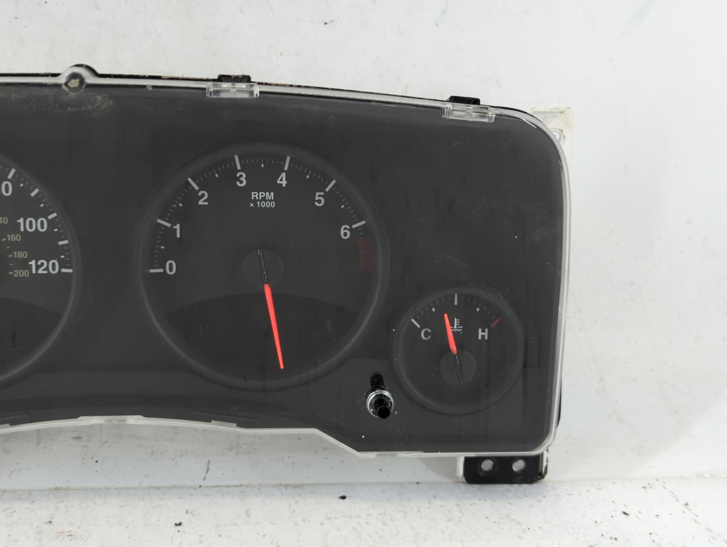 2011-2012 Jeep Patriot Instrument Cluster Speedometer Gauges P/N:68080402AE Fits Fits 2011 2012 OEM Used Auto Parts - Oemuse