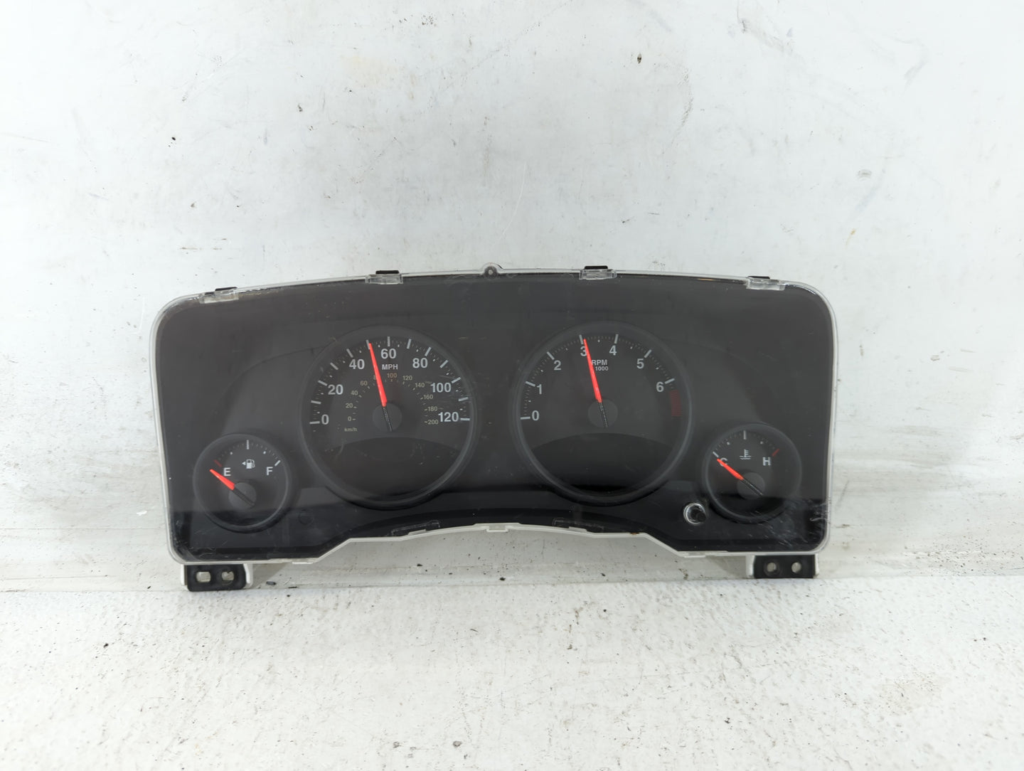 2011-2012 Jeep Patriot Instrument Cluster Speedometer Gauges P/N:00340119-000053 Fits Fits 2011 2012 OEM Used Auto Parts - O