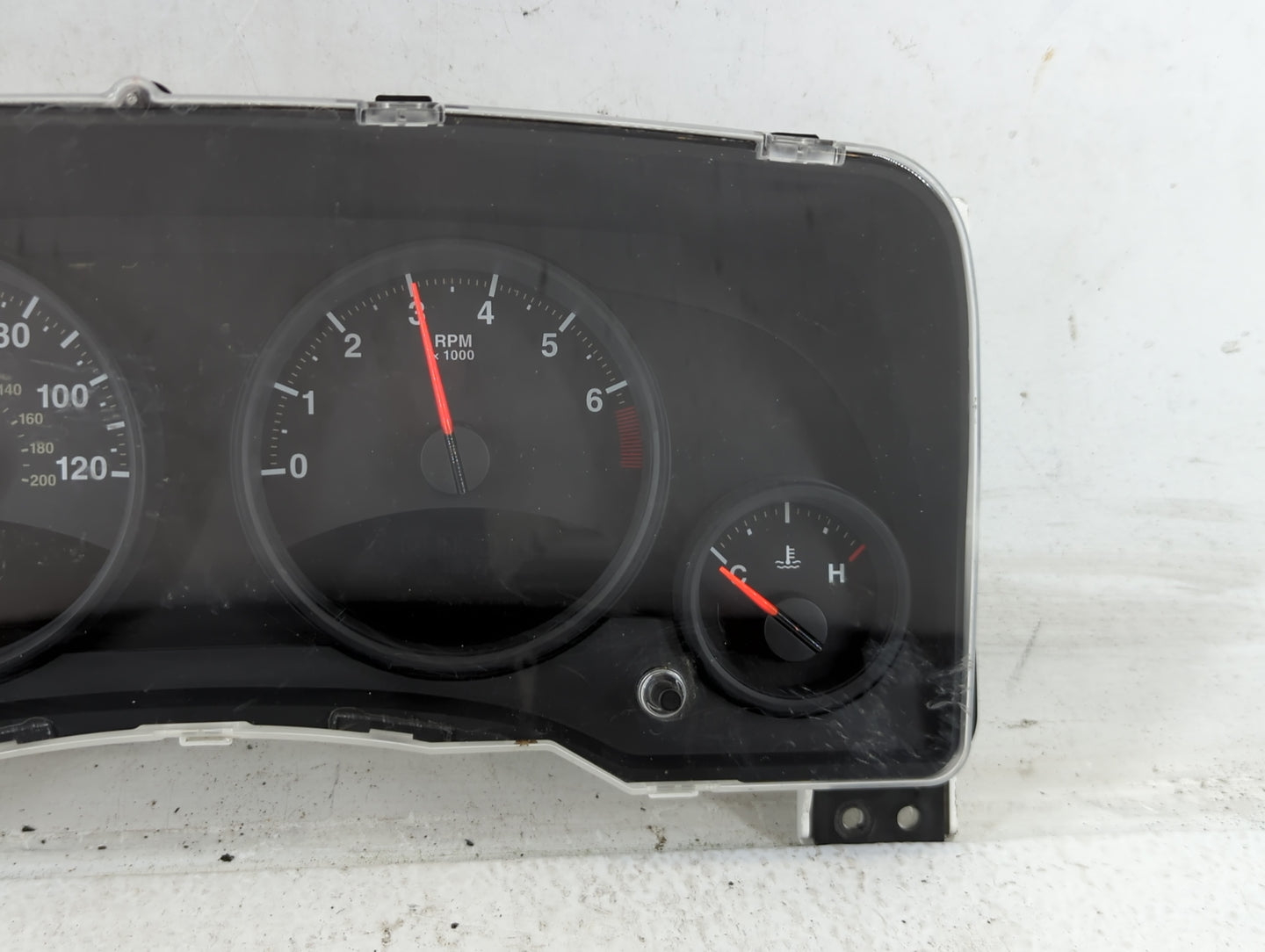 2011-2012 Jeep Patriot Instrument Cluster Speedometer Gauges P/N:00340119-000053 Fits Fits 2011 2012 OEM Used Auto Parts - O