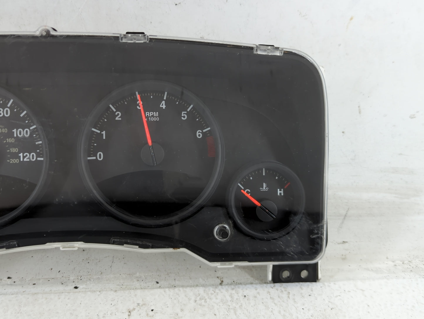 2011-2012 Jeep Patriot Instrument Cluster Speedometer Gauges P/N:00340119-000053 Fits Fits 2011 2012 OEM Used Auto Parts - O