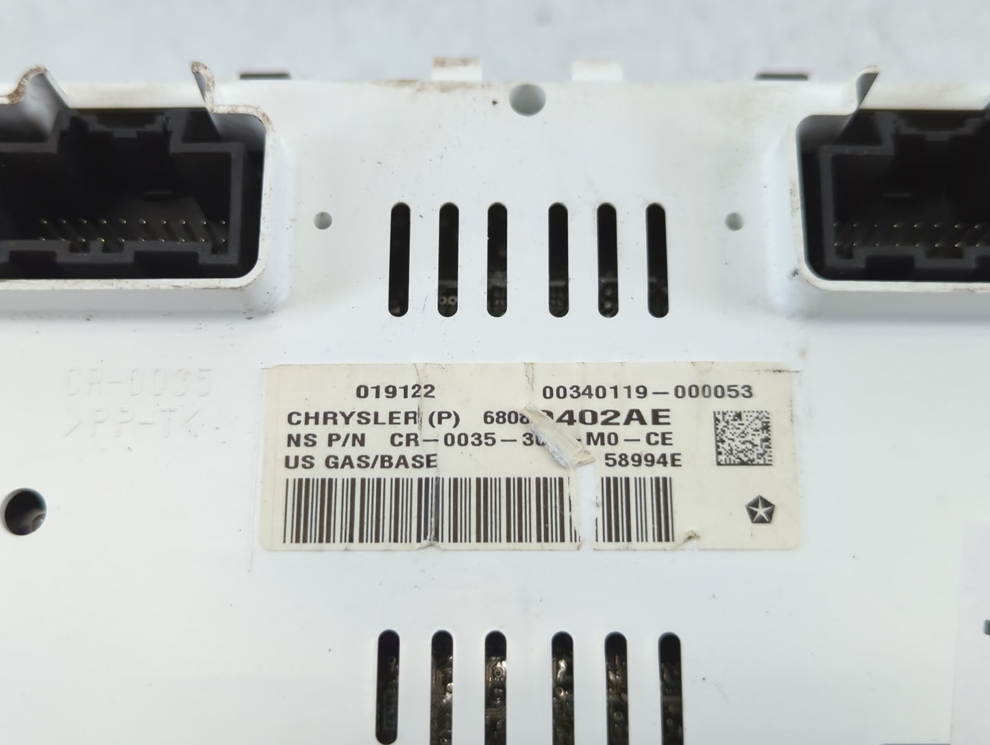 2011-2012 Jeep Patriot Instrument Cluster Speedometer Gauges P/N:00340119-000053 Fits Fits 2011 2012 OEM Used Auto Parts - O