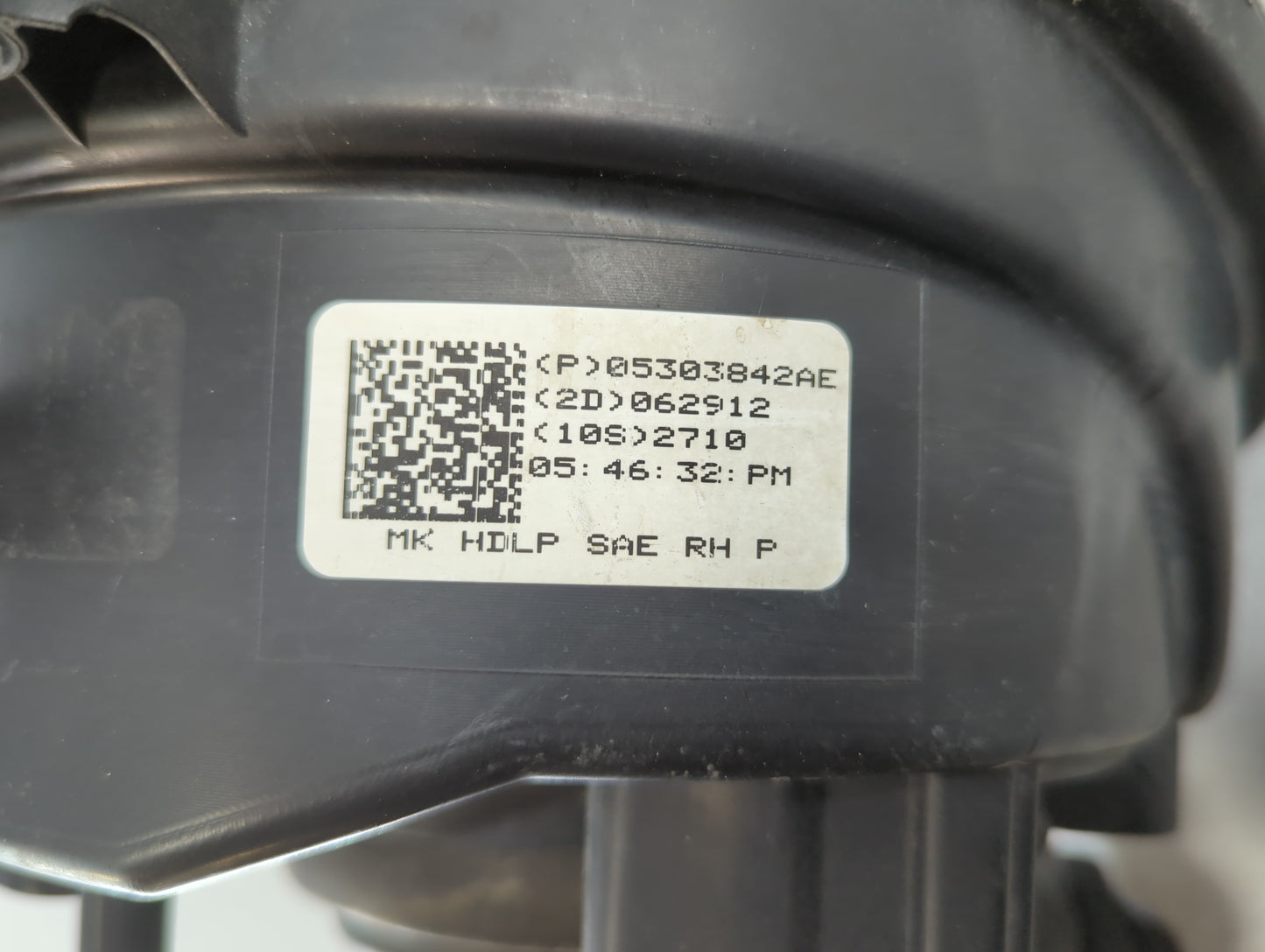 2007-2017 Jeep Patriot Passenger Right Oem Head Light Headlight Lamp - Oemusedautoparts1.com