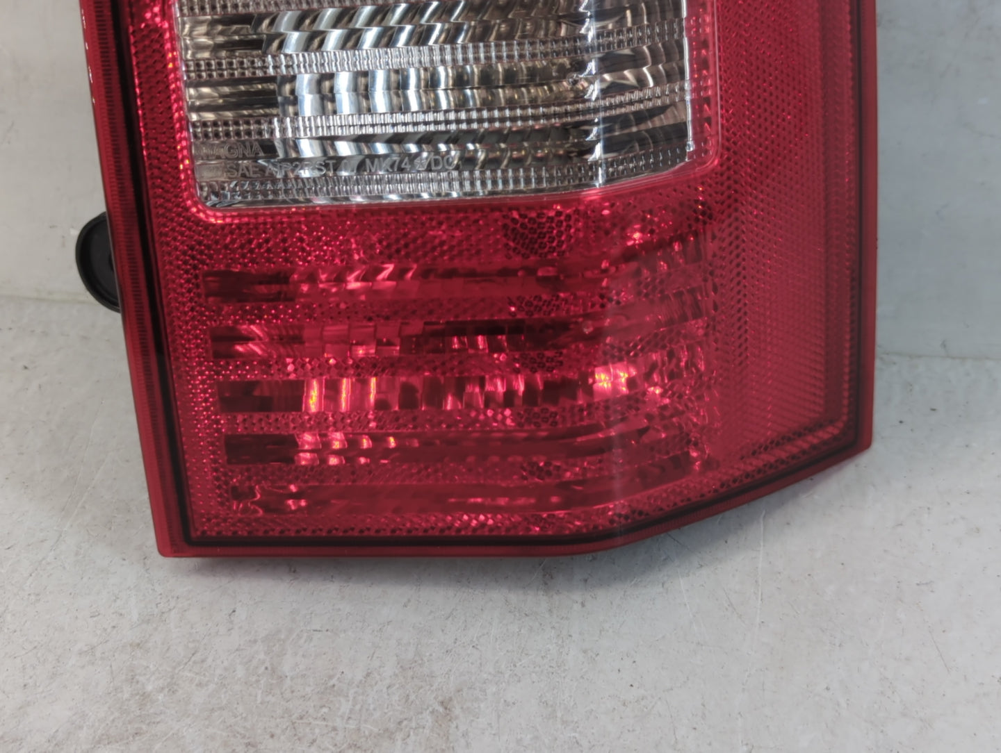 2008-2017 Jeep Patriot Tail Light Assembly Passenger Right OEM P/N:320342 Fits OEM Used Auto Parts - Oemusedautoparts1.com