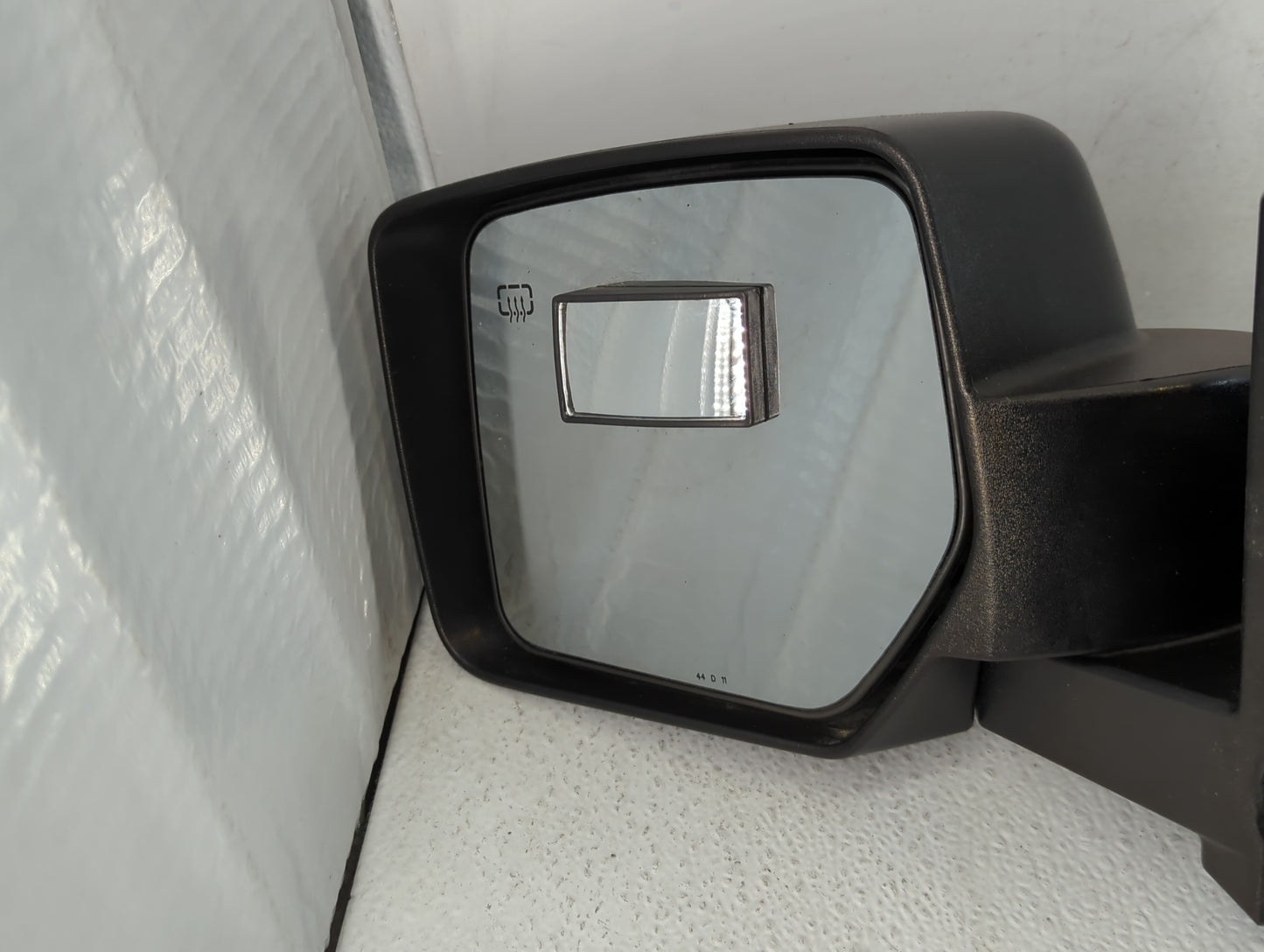 2007-2012 Jeep Patriot Driver Side View Mirror - Left Door Mirror OEM Used - Oemusedautoparts1.com