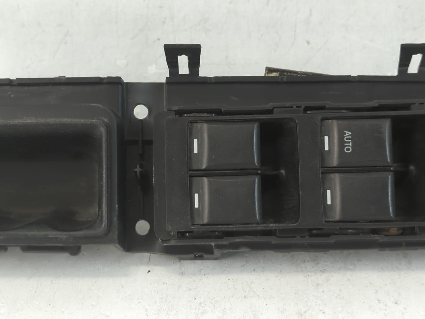 2012 Jeep Patriot Master Power Window Switch Replacement Driver Side Left P/N:50620370551 Fits OEM Used Auto Parts - Oemused