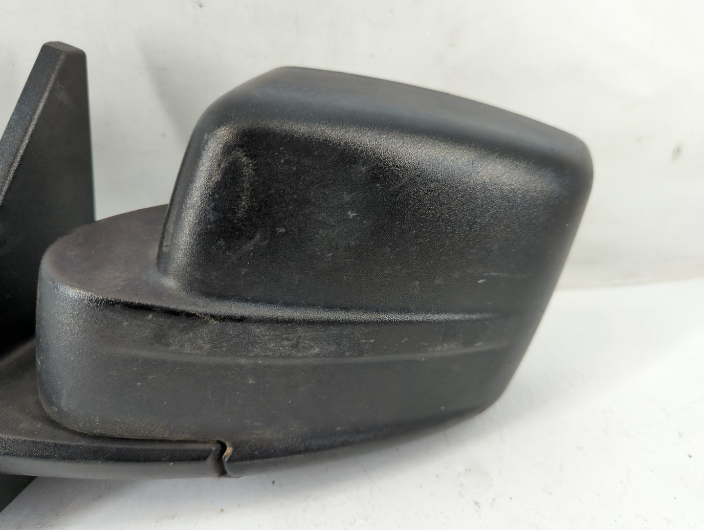 2007-2012 Jeep Patriot Driver Side View Mirror - Left Door Mirror OEM Used - Oemusedautoparts1.com