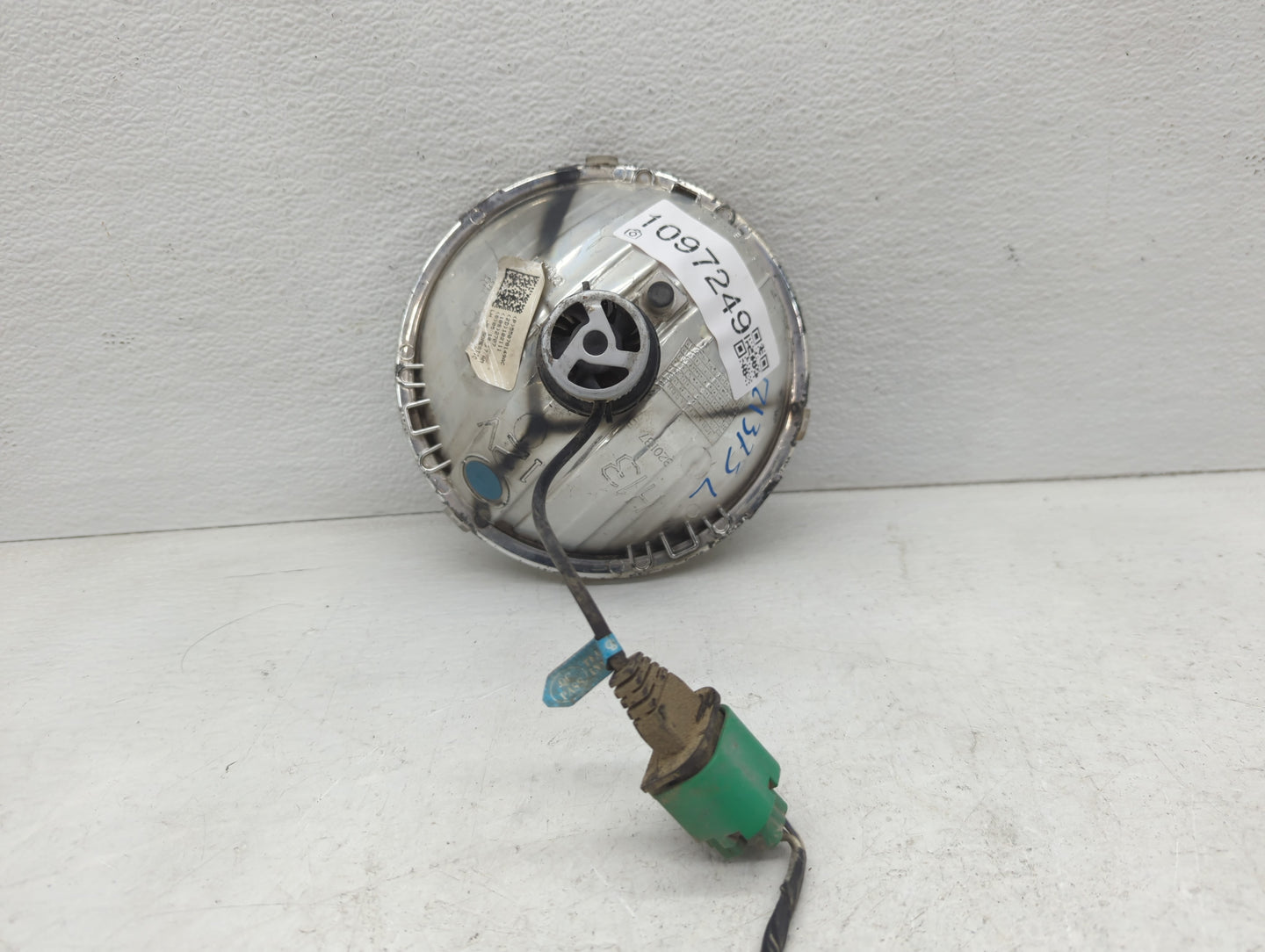 2007-2018 Jeep Wrangler Driver Left Oem Head Light Headlight Lamp - Oemusedautoparts1.com