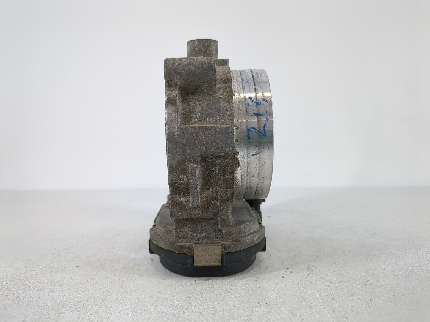 2012-2018 Jeep Wrangler Throttle Body P/N:05184349AC Fits Fits 2011 2012 2013 2014 2015 2016 2017 2018 2019 2020 2021 2022 O
