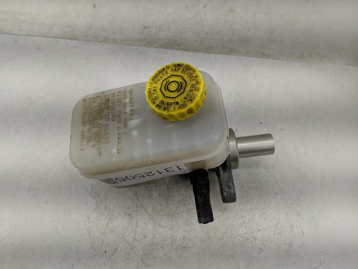 Jeep Wrangler Brake Master Cylinder 1312505 - Oemusedautoparts1.com