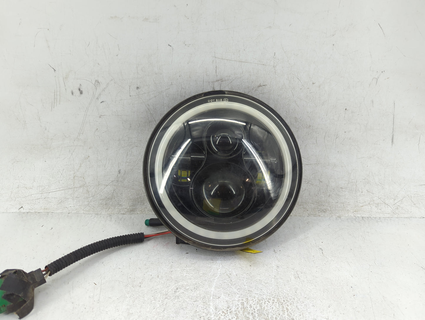 2007-2018 Jeep Wrangler Passenger Right Oem Head Light Headlight Lamp - Oemusedautoparts1.com