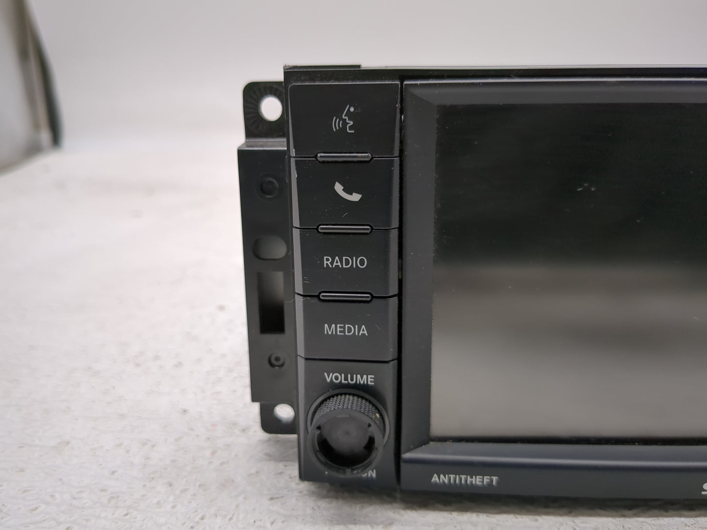 2012-2014 Jeep Wrangler Radio AM FM Cd Player Receiver Replacement P/N:P05091186AD Fits Fits 2012 2013 2014 OEM Used Auto Pa