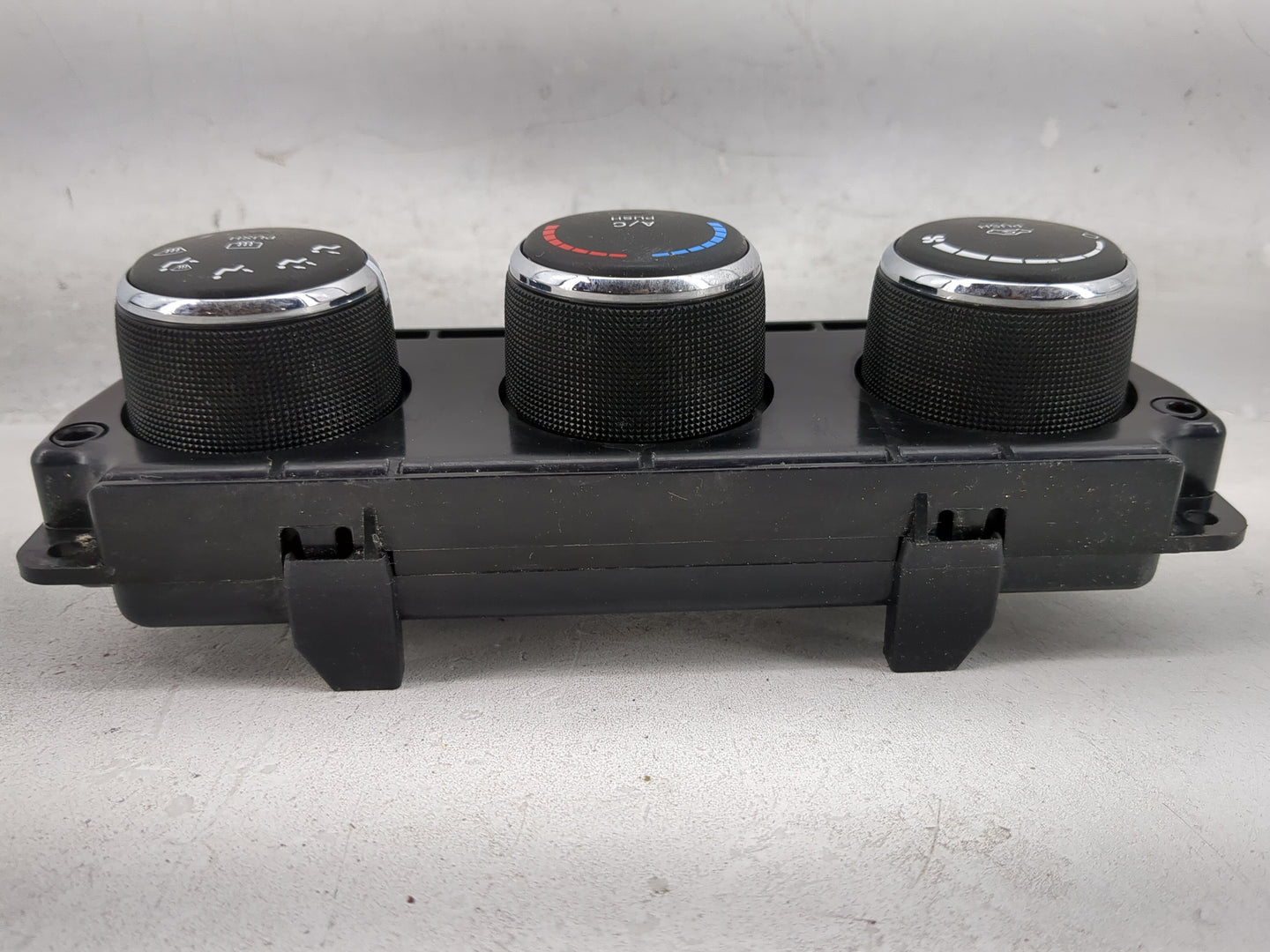 2011-2013 Jeep Wrangler Climate Control Module Temperature AC/Heater Replacement P/N:P55111169AE Fits Fits 2011 2012 2013 OE