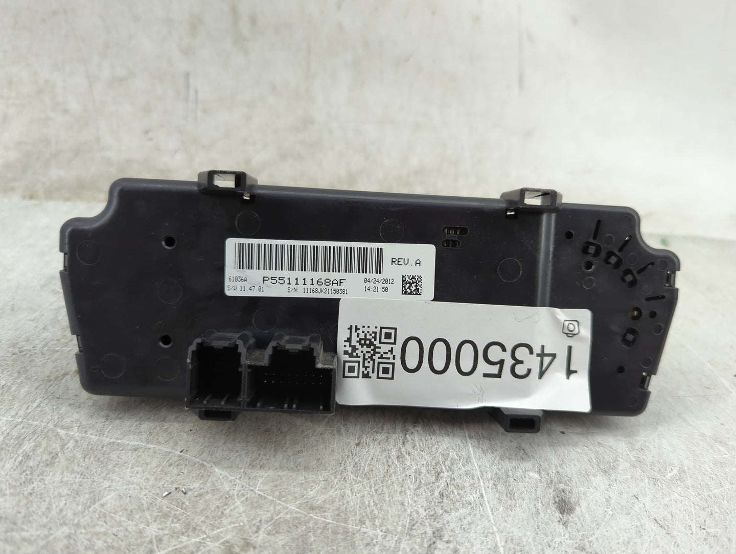 2011-2013 Jeep Wrangler Climate Control Module Temperature AC/Heater Replacement P/N:P55111168AF Fits Fits 2011 2012 2013 OE